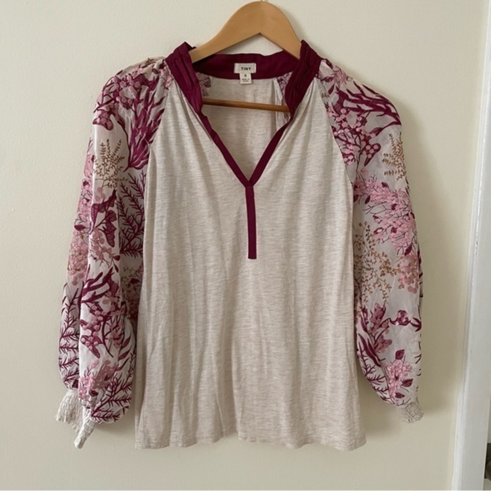 Torrid Women's Floral Blouse - Cream and Pink